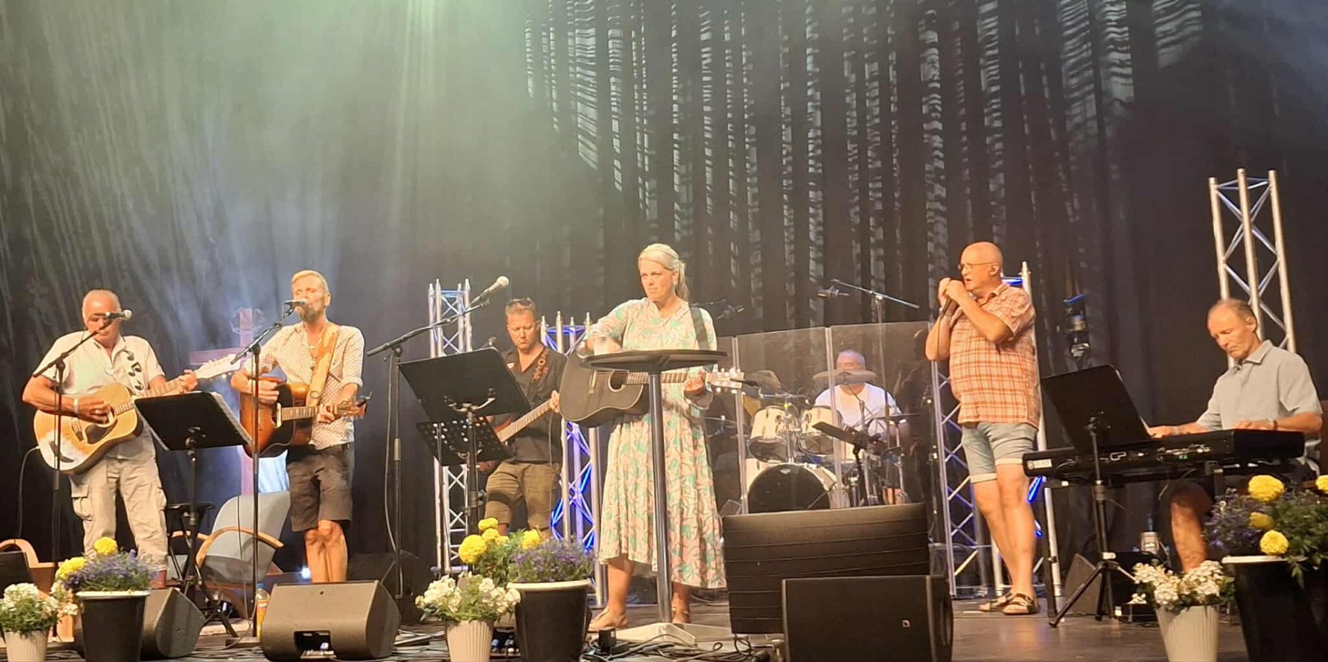 Sang - Anita Kristensen m/venner